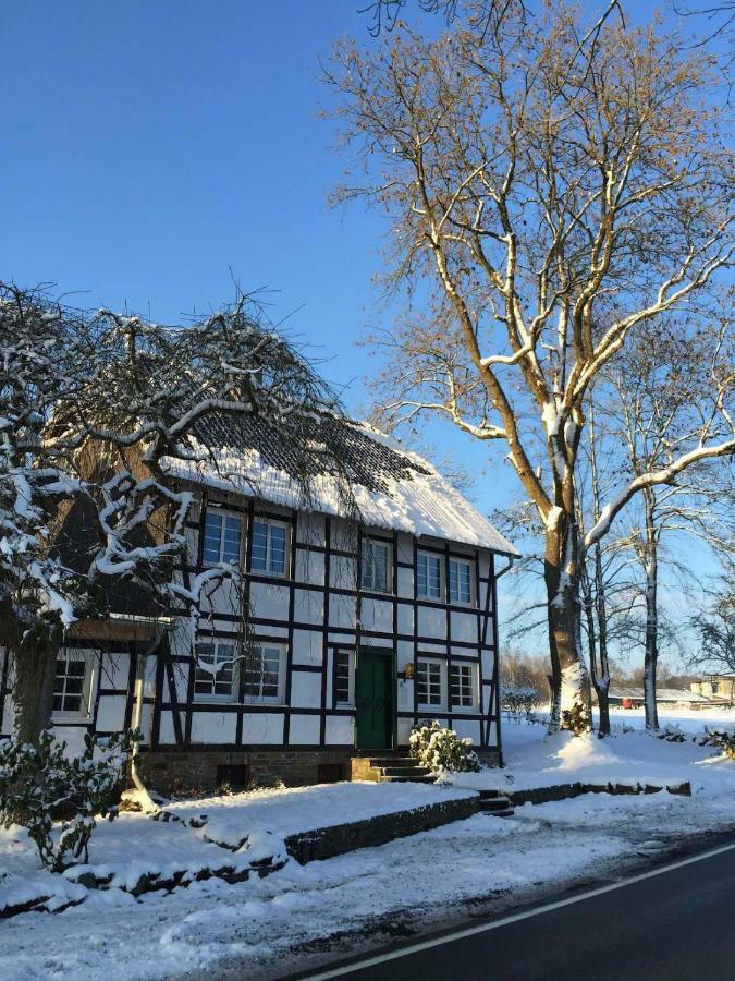 Ferienhaus am Menzerather Weiher Monschau Exterior foto
